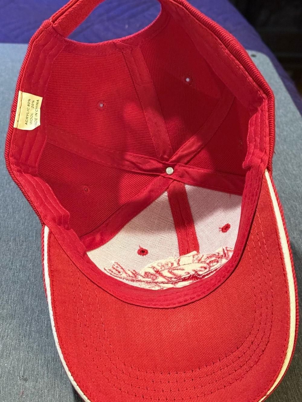 Red New York Script Embroidered Baseball Cap - Picture 3 of 4